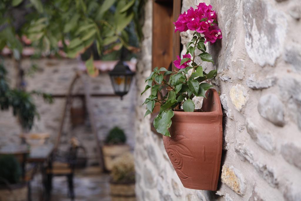 Yeni Gelin Evi Apartamento Birgi Exterior foto