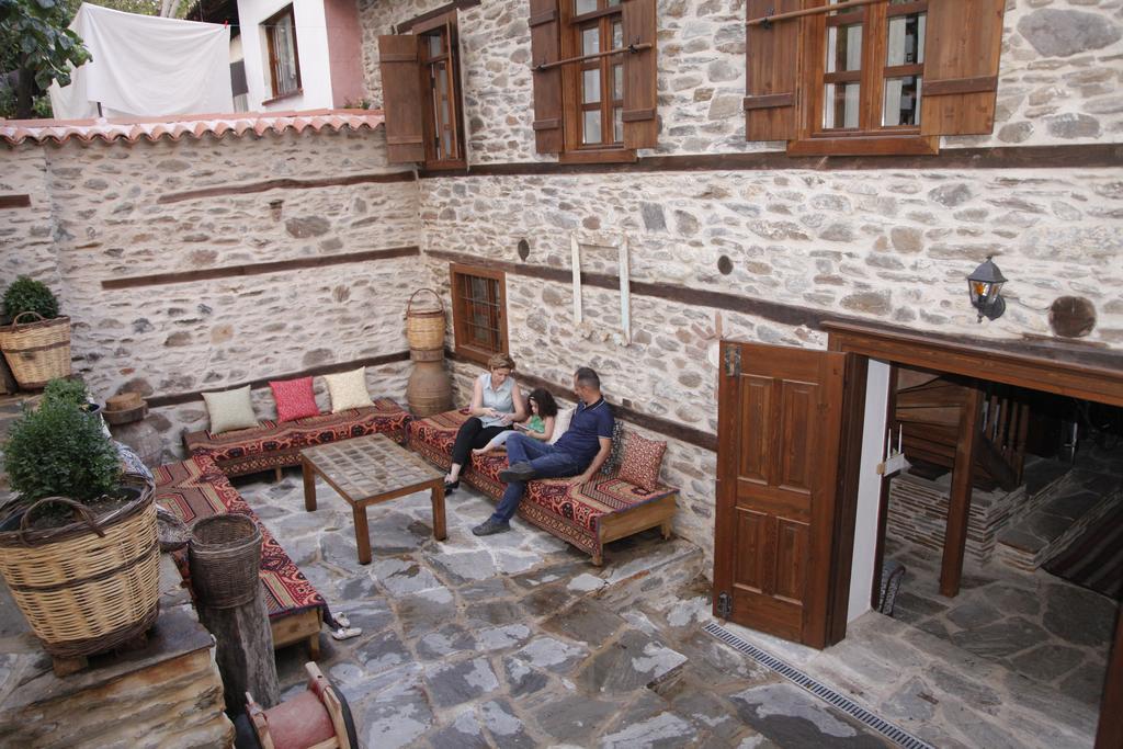 Yeni Gelin Evi Apartamento Birgi Exterior foto