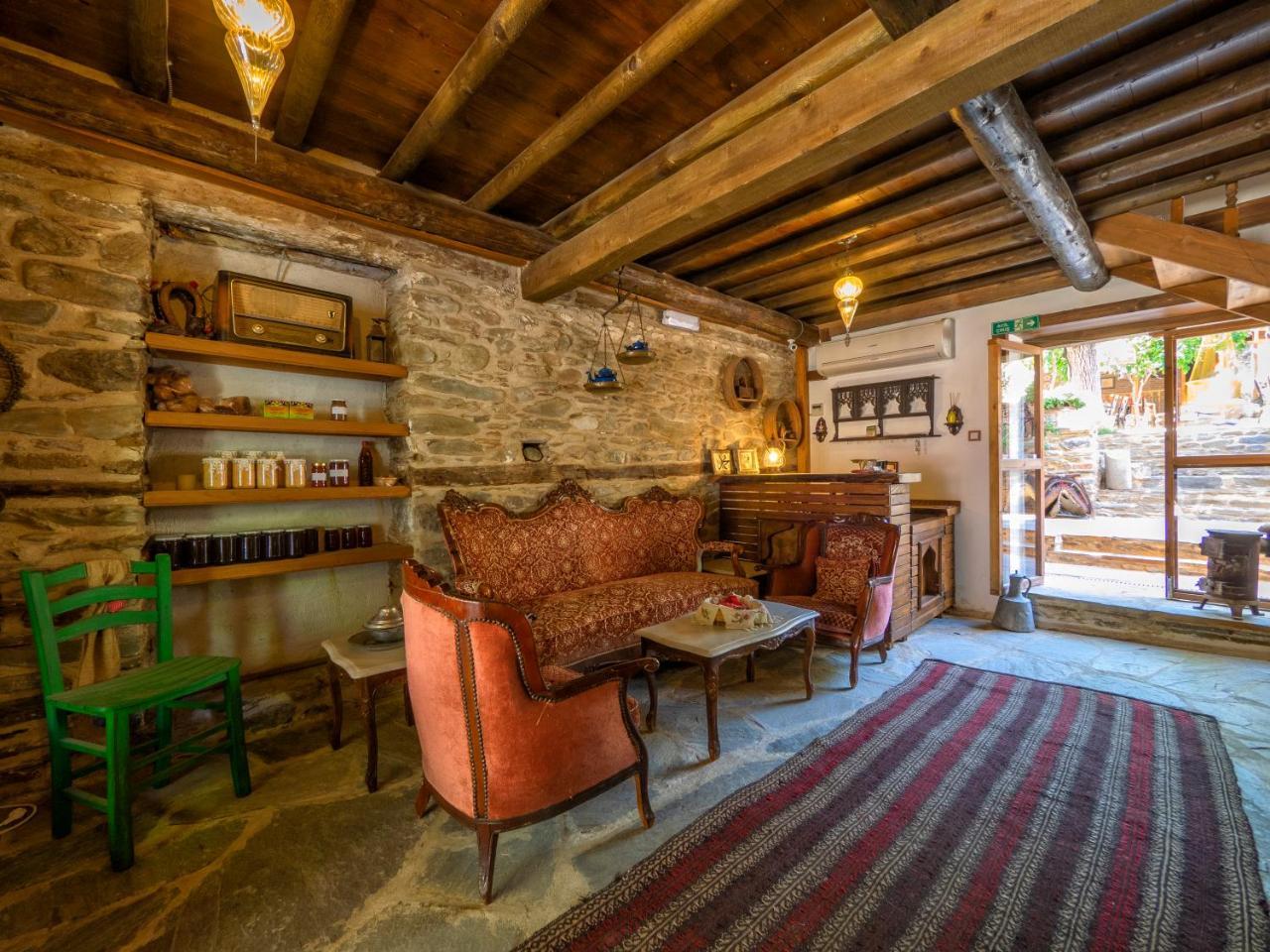Yeni Gelin Evi Apartamento Birgi Exterior foto